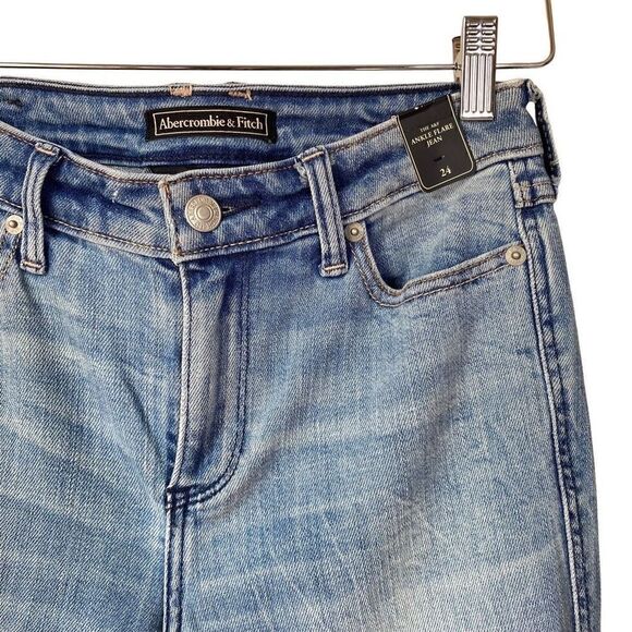 Abercrombie & Fitch signature collection ankle flare jean new - Picture 9 of 15